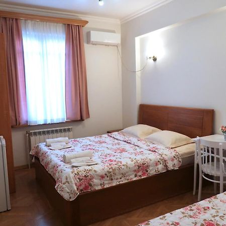 Guest House Merci Тбилиси Экстерьер фото