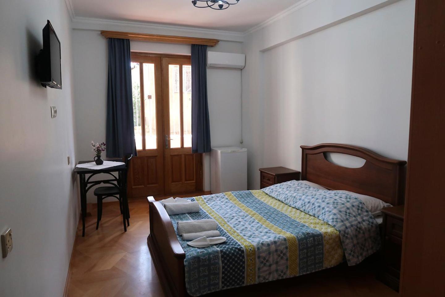 Guest House Merci Тбилиси Экстерьер фото