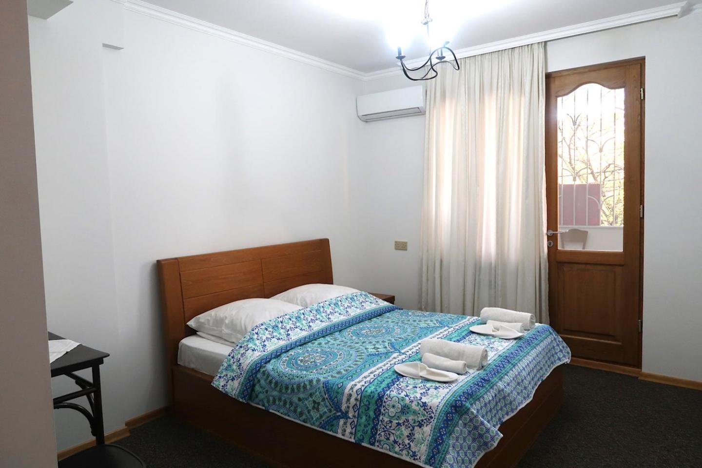 Guest House Merci Тбилиси Экстерьер фото